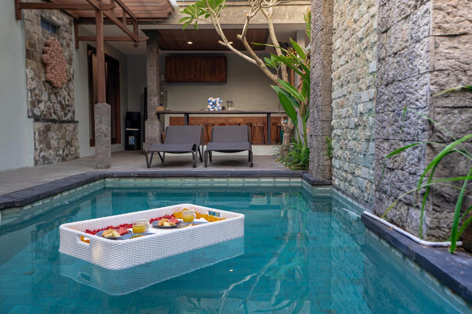 Kusuma Living And Villa Seminyak Exterior foto